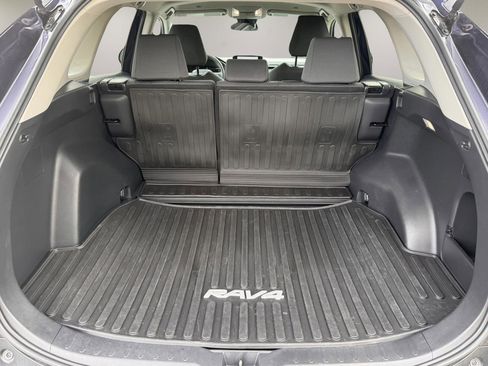 Used 2023 Toyota RAV4 XLE image 20