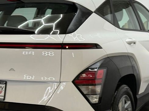 Certified 2024 Hyundai Kona SE image 13