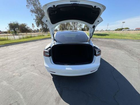 Used 2020 Tesla Model 3 Long Range AWD/4WD image 27