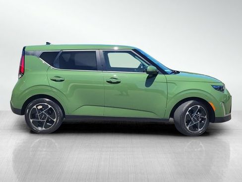 Used 2023 Kia Soul EX FWD image 3