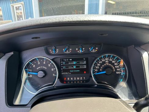Used 2014 Ford F150 XLT w/ Equipment Group 302A Luxury AWD/4WD image 14