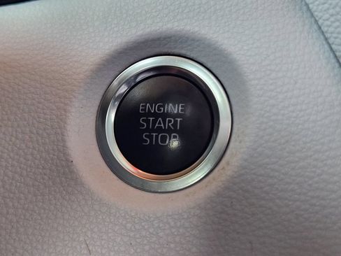 Used 2025 Toyota Corolla SE FWD image 20