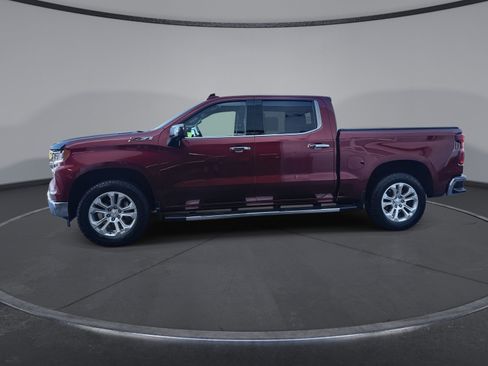 Used 2023 Chevrolet Silverado 1500 LTZ w/ Technology Package AWD/4WD image 5