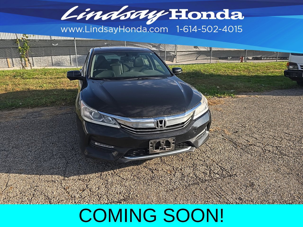 Used 2017 Honda Accord EX-L image 2