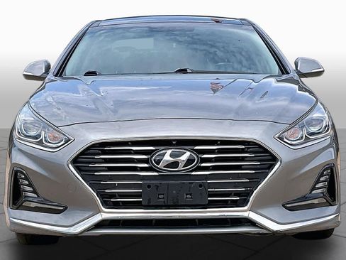 Used 2018 Hyundai Sonata Limited FWD image 4