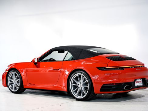 Used 2022 Porsche 911 Carrera image 8