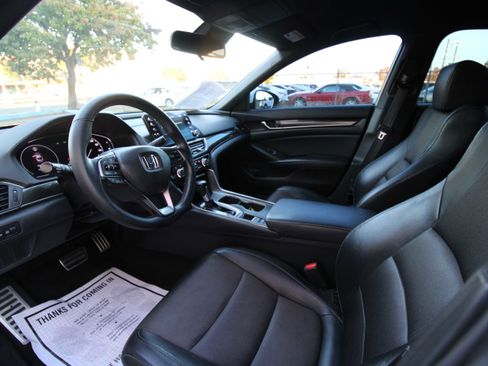 Used 2018 Honda Accord Sport image 27