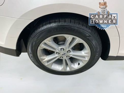Used 2018 Ford Taurus SEL w/ Equipment Group 201A image 16