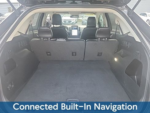 Used 2022 Ford Edge SEL image 11