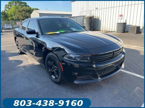 Used 2022 Dodge Charger SXT RWD image 1