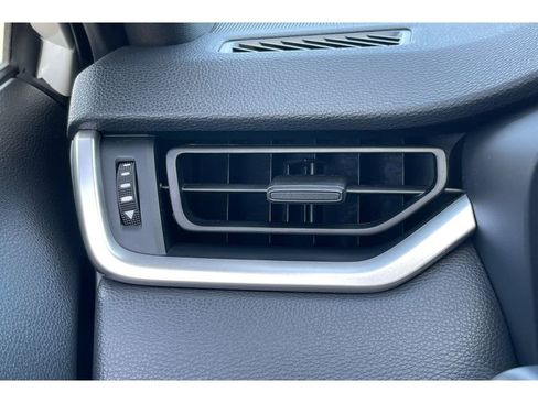 Used 2023 Toyota RAV4 SE w/ Weather & Moonroof Package image 29