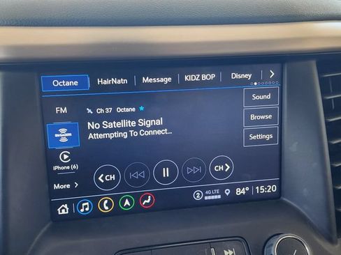 Used 2023 GMC Acadia Denali w/ Denali Technology Package FWD image 29