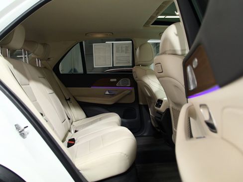 Used 2020 Mercedes-Benz GLE 350 4MATIC image 26