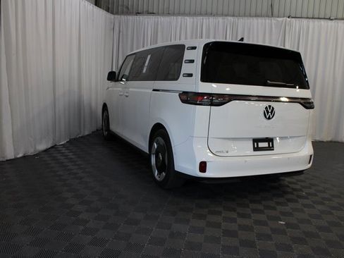 New 2025 Volkswagen ID. Buzz Pro S image 22