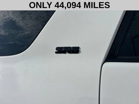 Used 2022 Toyota 4Runner SR5 Premium w/ Moonroof Package AWD/4WD image 4