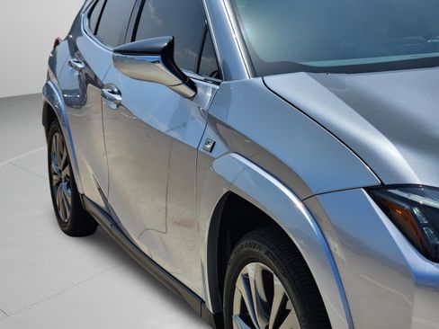 Used 2023 Lexus UX 250h F Sport FWD image 39