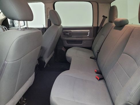 Used 2019 RAM 1500 Classic SLT image 18