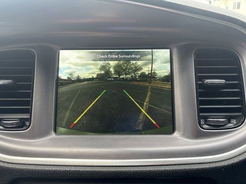 Used 2022 Dodge Charger R/T w/ Blacktop Package image 11