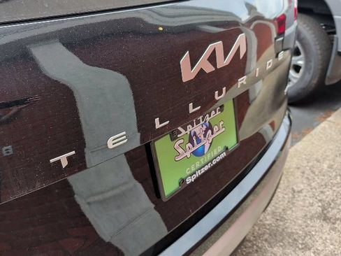 Used 2024 Kia Telluride S AWD/4WD image 8