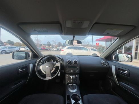 Used 2010 Nissan Rogue S image 10