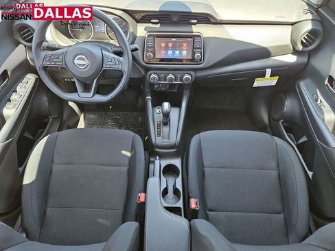 New 2025 Nissan Kicks Play S image 20