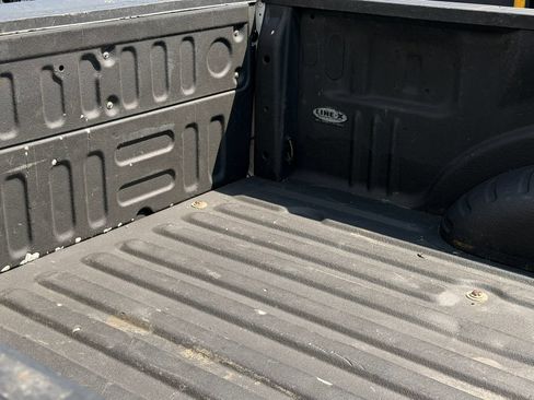 Used 2018 Ford F250 XL w/ Power Equipment Group AWD/4WD image 9