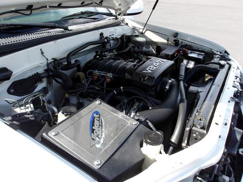 Used 2005 Toyota Tundra Limited image 19