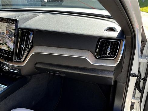 Used 2026 Volvo XC60 B5 Plus w/ Protection Package Premier image 21