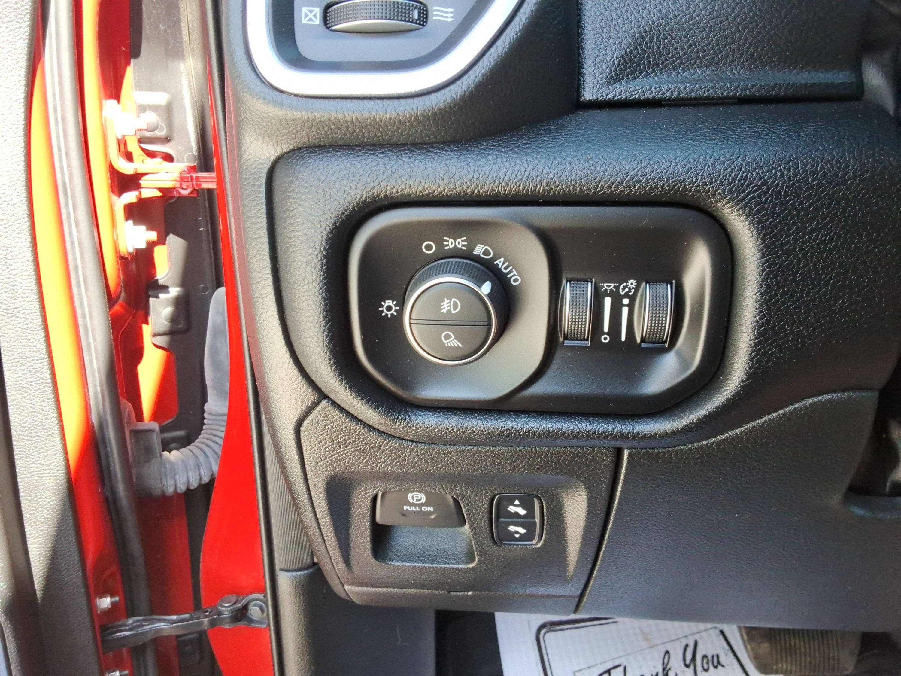 Used 2022 RAM 1500 Laramie AWD/4WD image 22
