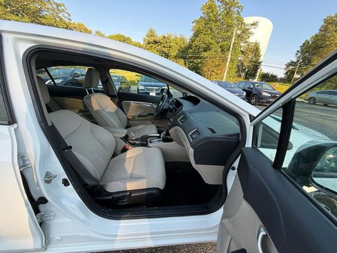 Used 2014 Honda Civic EX image 22