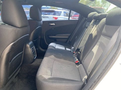Used 2016 Dodge Charger SXT RWD image 21