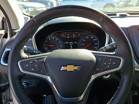 Used 2018 Chevrolet Equinox LT image 20
