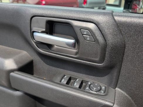 New 2026 Chevrolet Silverado 2500 Custom w/ Custom Value Package AWD/4WD image 15