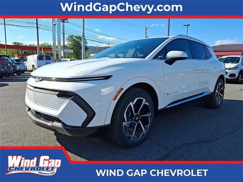 Used 2024 Chevrolet Equinox EV LT image 1