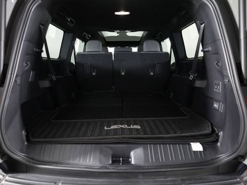 Used 2025 Lexus GX 550 image 14