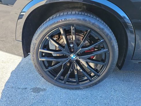 Used 2022 BMW X5 sDrive40i w/ M Sport Package image 5