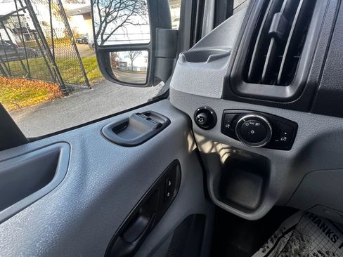 Used 2019 Ford Transit 250 130 Low Roof w/ Exterior Upgrade Package image 12