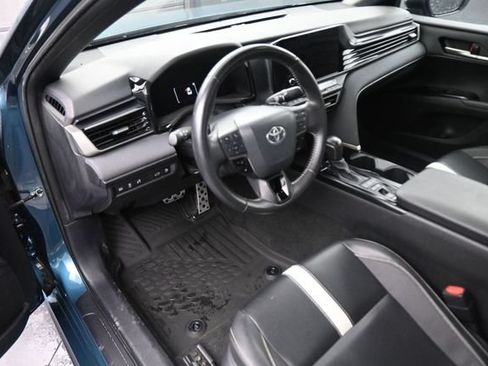 Used 2025 Toyota Camry SE FWD image 21