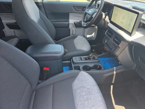 Used 2025 Ford Maverick XLT w/ XLT Luxury Package AWD/4WD image 15