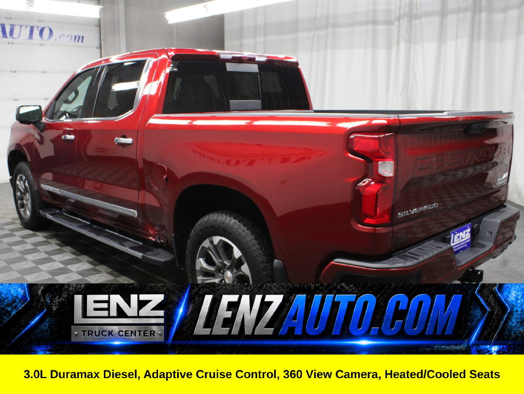 Used 2025 Chevrolet Silverado 1500 High Country AWD/4WD image 7