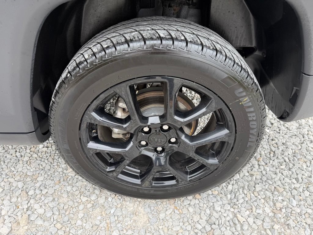 Used 2022 Jeep Compass Latitude AWD/4WD image 17