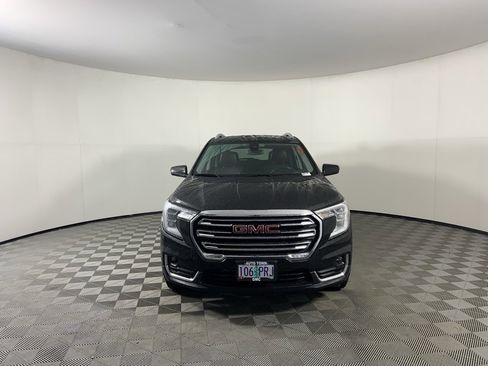 Used 2022 GMC Terrain SLT image 4