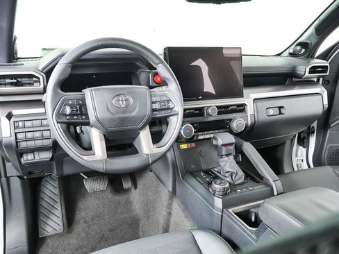 Used 2026 Toyota 4Runner TRD Off-Road Premium w/ Tow Technology Package AWD/4WD image 18