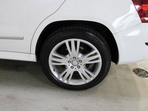 Used 2015 Mercedes-Benz GLK 350 4MATIC image 10
