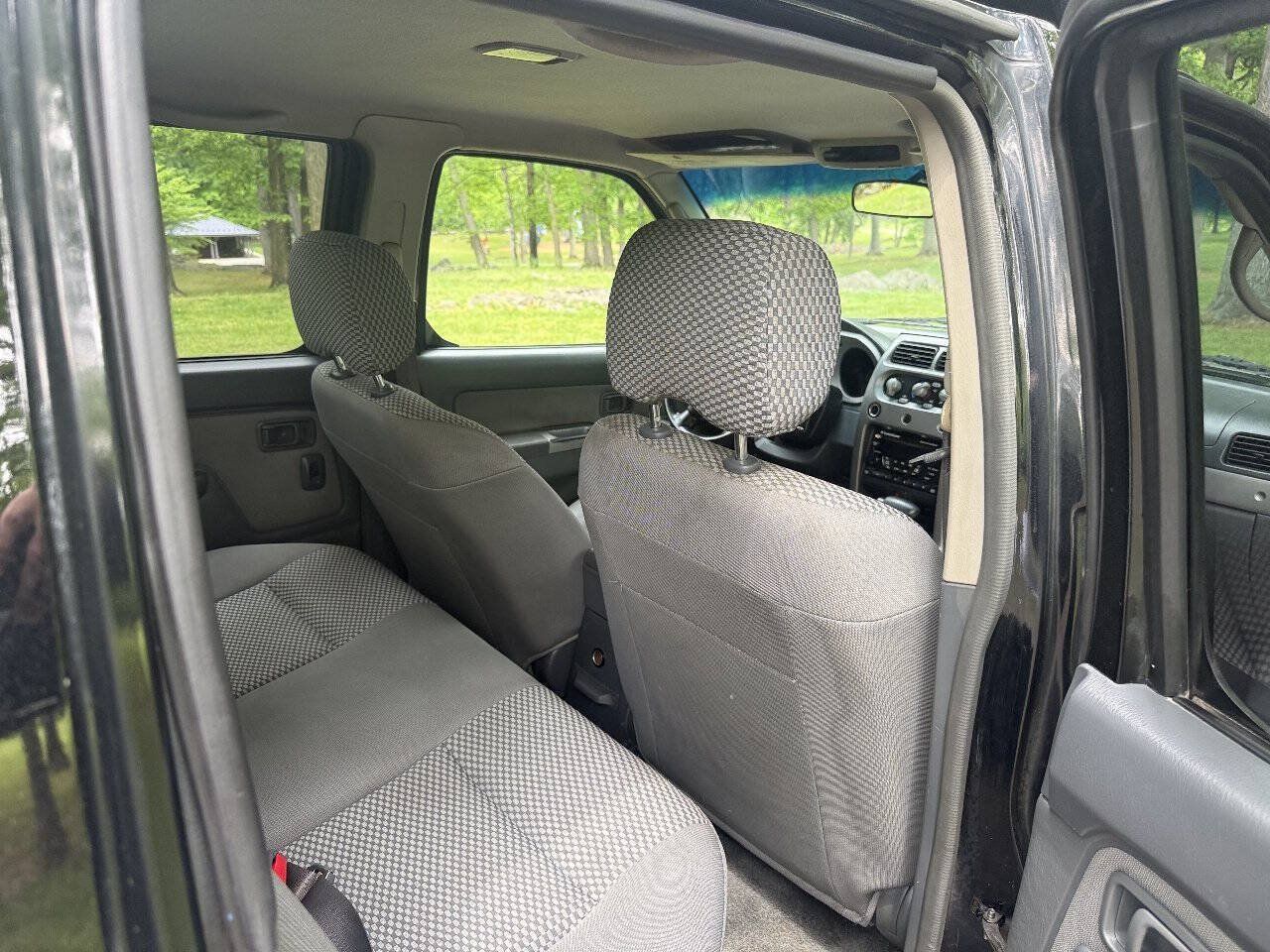 Used 2002 Nissan Frontier SE AWD/4WD image 68