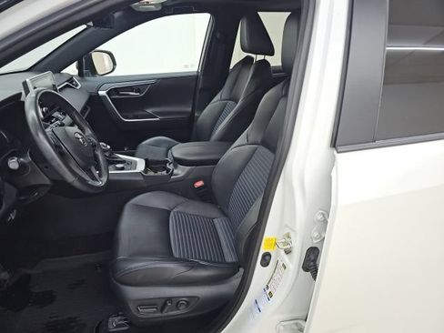 Used 2021 Toyota RAV4 XSE AWD/4WD image 2