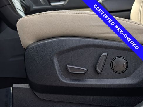 Certified 2020 Ford Edge SE image 22