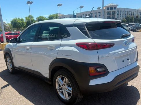 Used 2021 Hyundai Kona SE w/ Cargo Package image 6