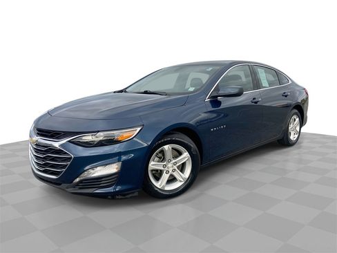 Certified 2022 Chevrolet Malibu LT image 1