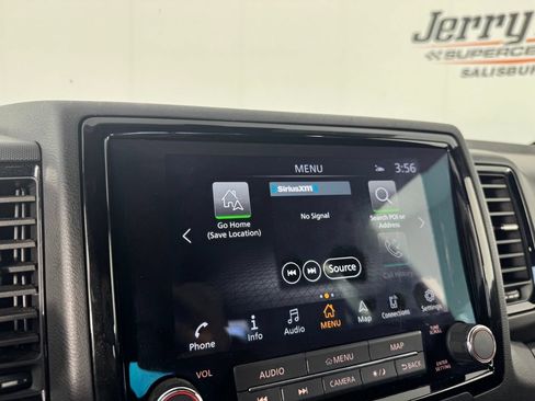 Used 2024 Nissan Frontier PRO-4X w/ Technology Package AWD/4WD image 22